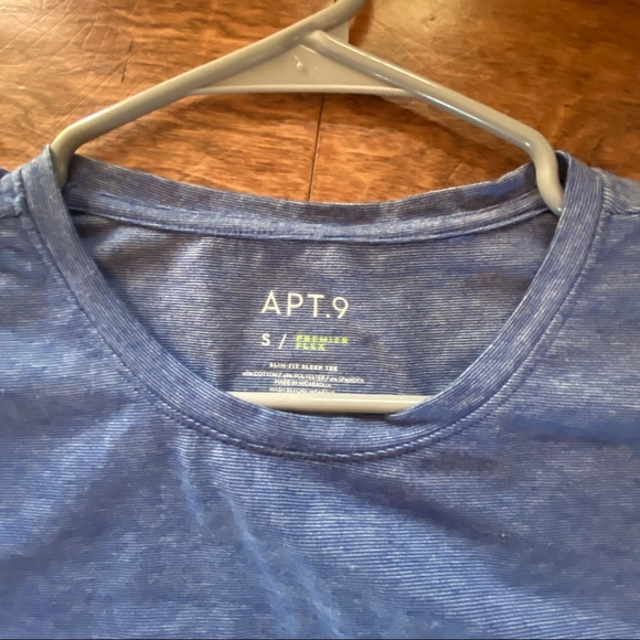 🍄 3/$10 or 5/$13 🍄 Apt 9 premier flex T-shirt - Picture 4 of 4
